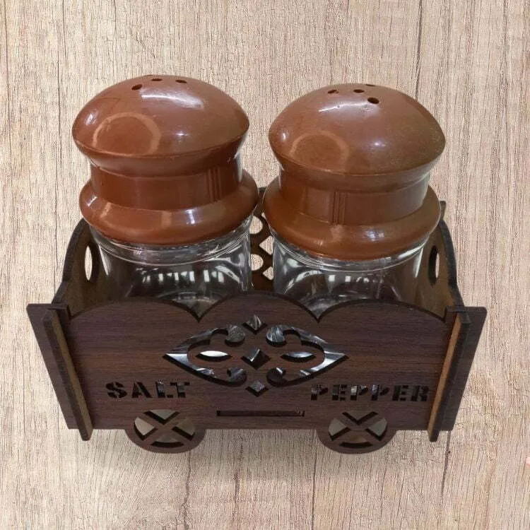 3 Pcs Salt & Pepper Shaker in Wodden Cart